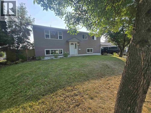 540 Pierce Cres, Quesnel, BC, V2J4X8 | Card Image