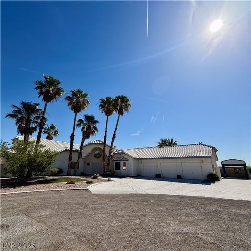 3240 W Arby Ave, Las Vegas, NV, 89118-5204 | Card Image