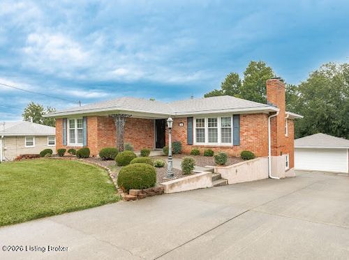6305 Green Manor Dr, Louisville, KY, 40228 | Card Image
