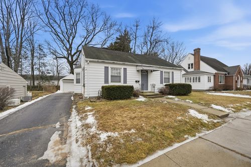 50 Warsaw Ave, Ludlow, MA, 01056-2719 | Card Image