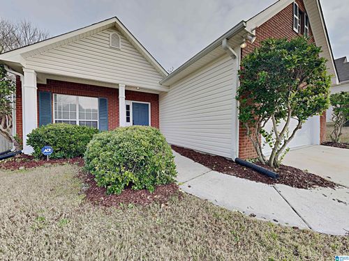 208 Tocoa Cir, Helena, AL, 35080-7132 | Card Image