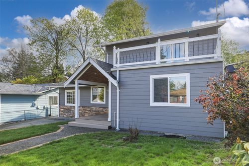 9812 59th Ave S, Seattle, WA, 98118-5813 | Card Image
