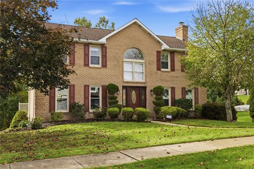 104 Liberty Ct, Coraopolis, PA, 15108-9697 | Card Image