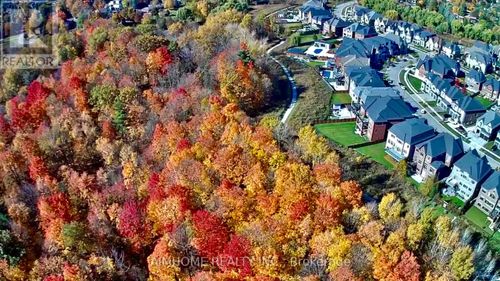 23 Ria Crt, King City, ON, L7B0N4 | Card Image
