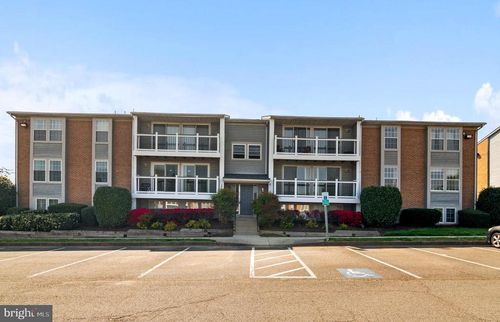 apt-201-17060 Capri Ln, DUMFRIES, VA, 22026-3221 | Card Image