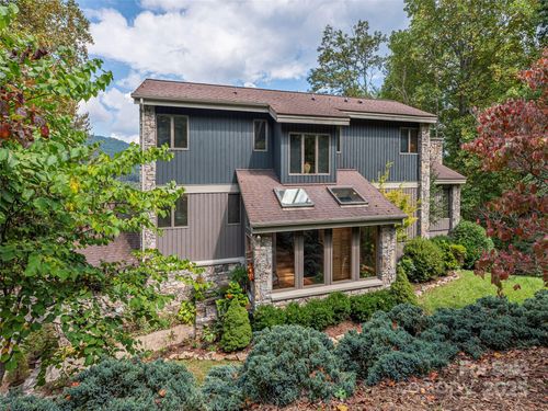 89 Patten Park Dr, Waynesville, NC, 28785-5905 | Card Image