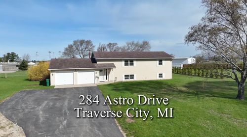 284 Astro Dr, Traverse City, MI, 49685-7774 | Card Image
