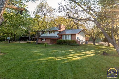 18409 Harveyville Rd, Harveyville, KS, 66431-9134 | Card Image