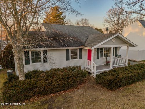 1038 White Cap Ave, Manahawkin, NJ, 08050-2560 | Card Image