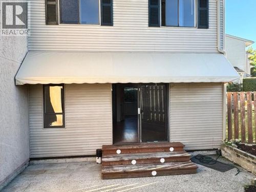 {{alt}} | Card Image