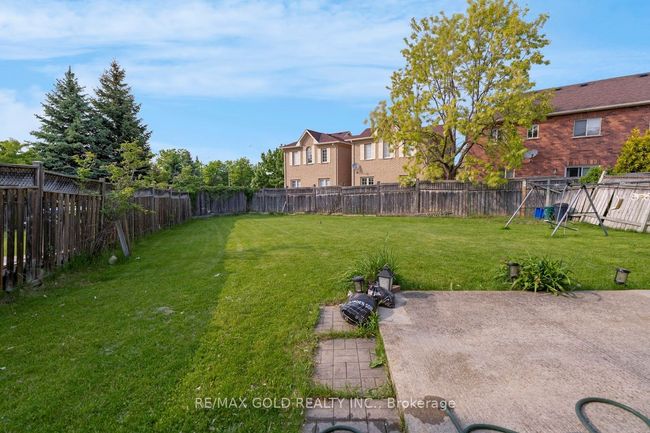 66 Thunderbird Trail, House attached with 5 bedrooms, 4 bathrooms and 2 parking in Brampton ON | Image 33
