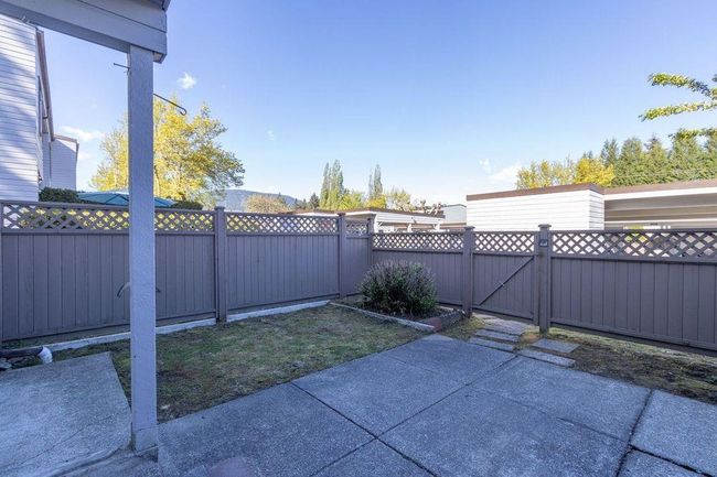 3348 Vincent Street, Townhouse with 3 bedrooms, 1 bathrooms and 2 parking in Port Coquitlam BC | Image 11