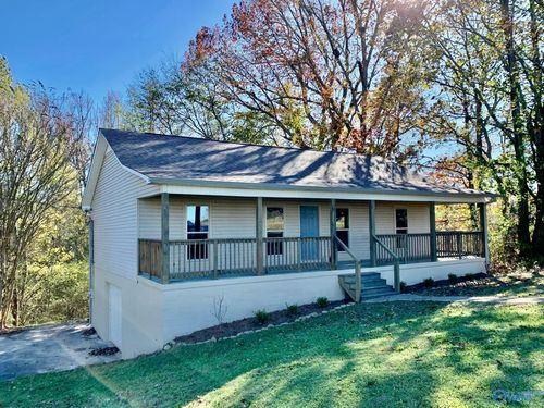 639 Elkins Rd, Grant, AL, 35747-9012 | Card Image