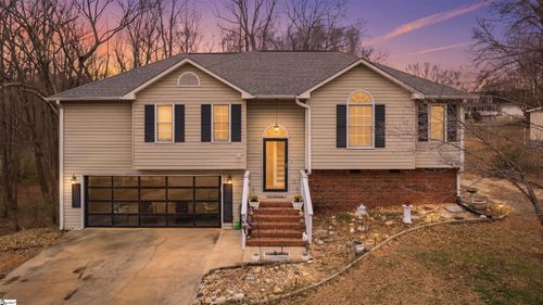 308 Fireside Court, Boiling Springs, SC, 29316 | Card Image