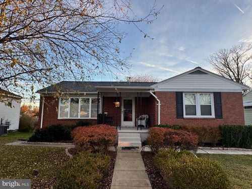 2431 Lakewood Rd, PARKVILLE, MD, 21234-2927 | Card Image