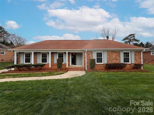 6214 Ashcrest Dr, Charlotte, NC, 28217-4010 | Card Image