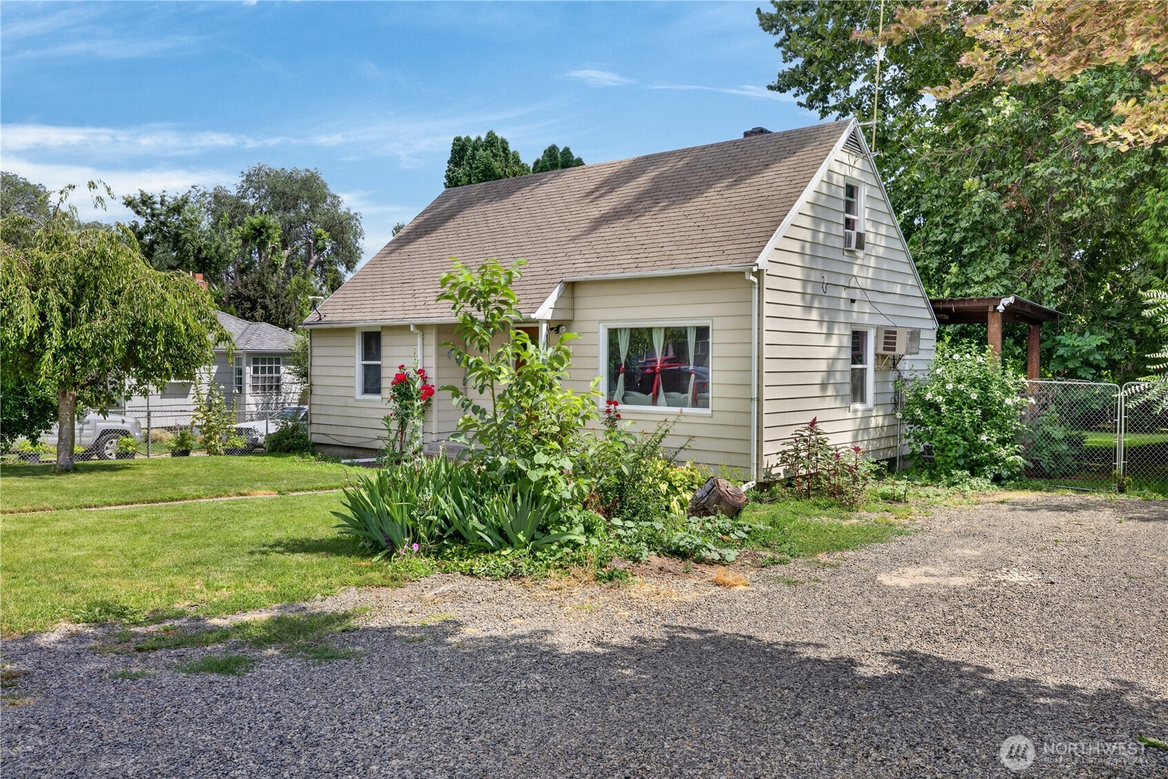 Residential in Grandview 3
