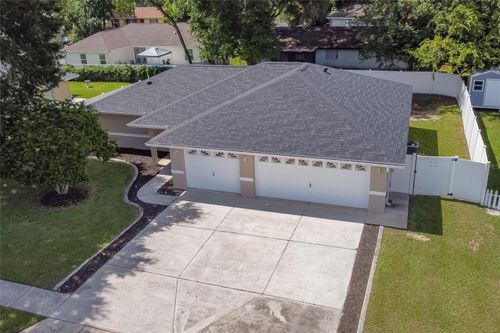 810 Ridge Ave, WILDWOOD, FL, 34785-3543 | Card Image