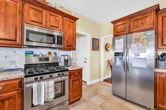 1704 Whisper Meadow Ln, Townhouse with 3 bedrooms, 3 bathrooms and 2 parking in Mahomet IL | Image 32