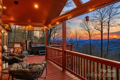 3182 El Miner Dr, Mars Hill, NC, 28754-5720 | Card Image