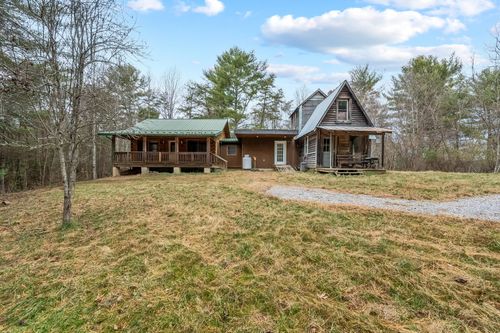391 Airport Rd Nw, Riner, VA, 24149-3543 | Card Image