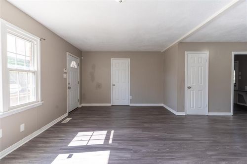 3129 Nw 41st Street, Warr Acres, OK, 73112 | Card Image