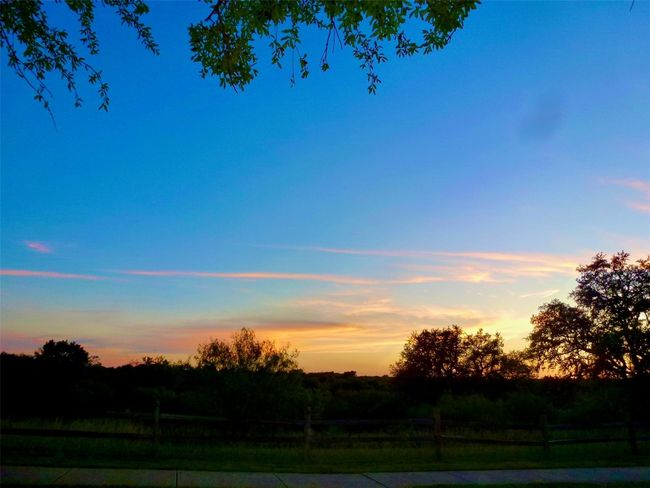 Enjoy the natural beauty throughout the area | Image 37