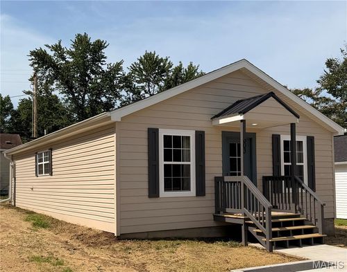 603 Court St, Bloomfield, MO, 63825-9692 | Card Image