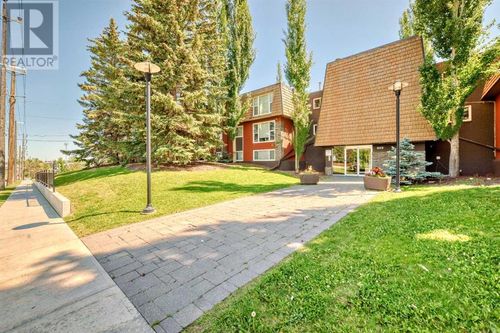 315 50 Ave Sw, Calgary, AB, T2S1H3 | Card Image
