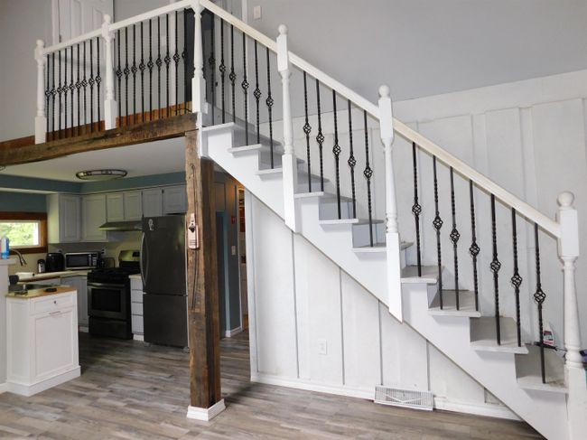 2023 North Rd, House other with 3 bedrooms, 2 bathrooms and null parking in Sunderland VT | Image 10
