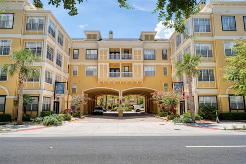 apt-210-860 N Orange Ave, Orlando, FL, 32801-1043 | Card Image