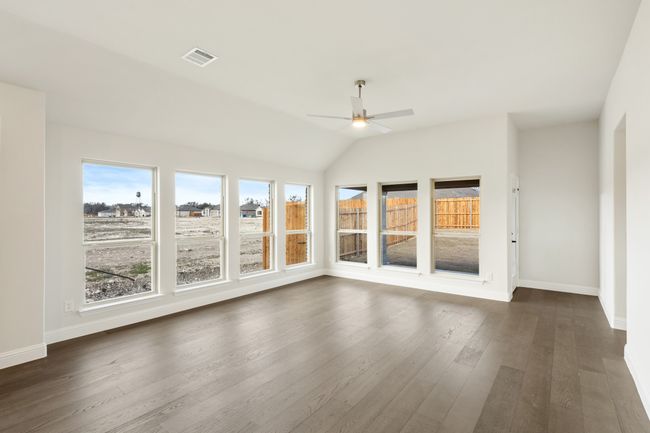 1290 Emily Dr, House other with 4 bedrooms, 3 bathrooms and null parking in Trenton TX | Image 14