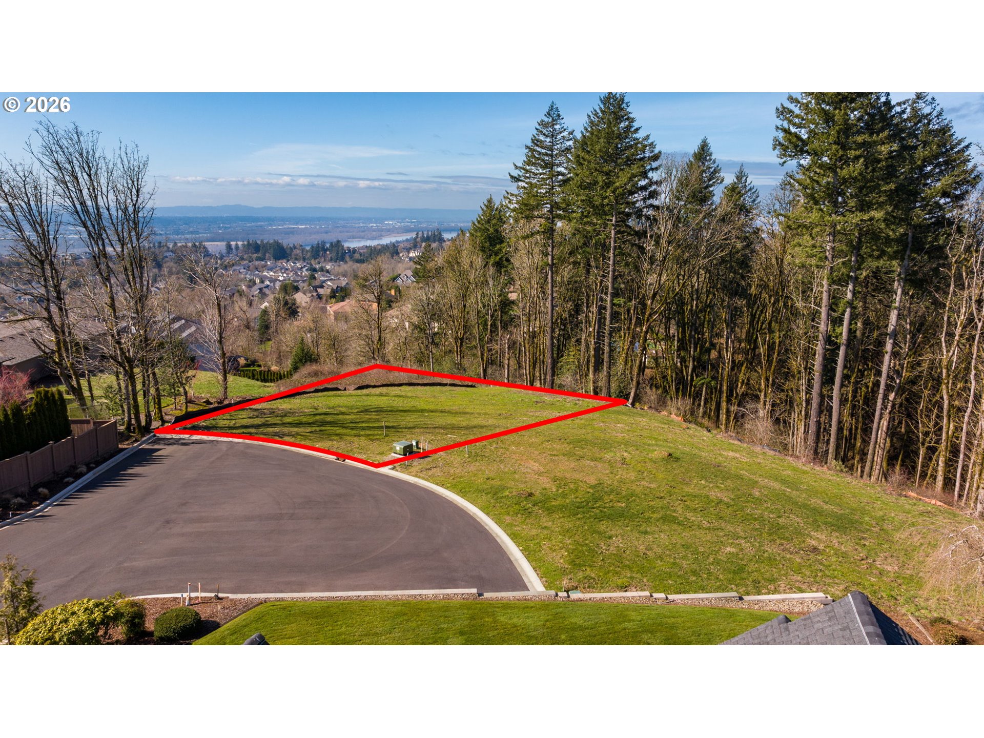 Land in Camas