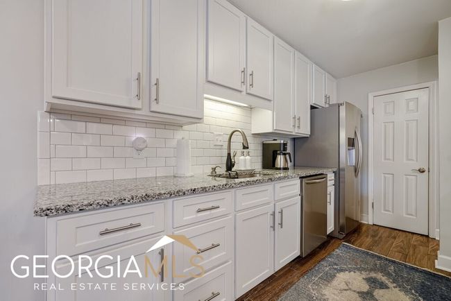 4988 Meadow Ln, Townhouse with 3 bedrooms, 3 bathrooms and null parking in Marietta GA | Image 5