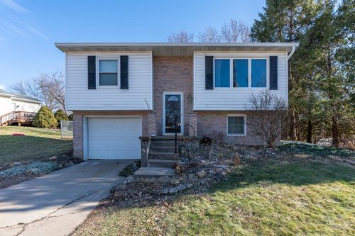 1315 N Zenith Ave, Davenport, IA, 52804-4235 | Card Image