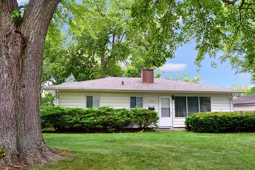 1520 Birchlawn Pl, Ottawa, IL, 61350-3404 | Card Image