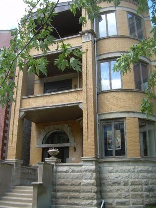 2nd-928 W Leland Ave, Chicago, IL, 60640-5110 | Card Image