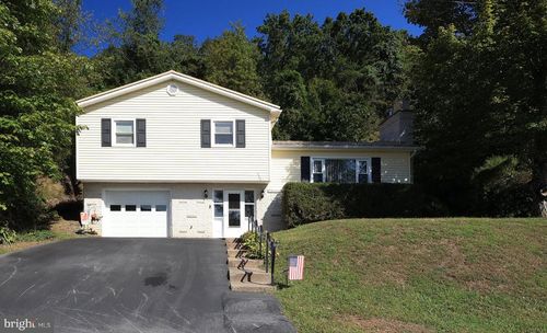 114 View St, BELLEFONTE, PA, 16823-4920 | Card Image