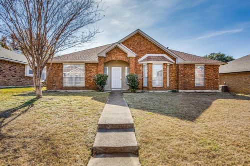 1302 Silver Maple Dr, Carrollton, TX, 75007-1036 | Card Image