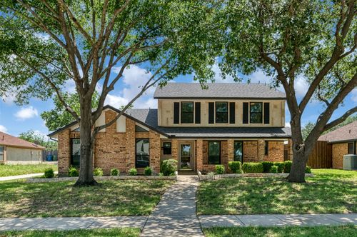 1606 Clarendon Dr, Lewisville, TX, 75067-3216 | Card Image