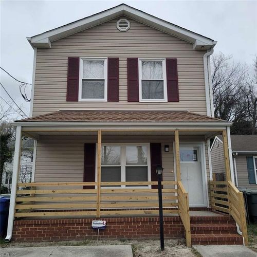 1429 Chapel St, Norfolk, VA, 23504-2518 | Card Image