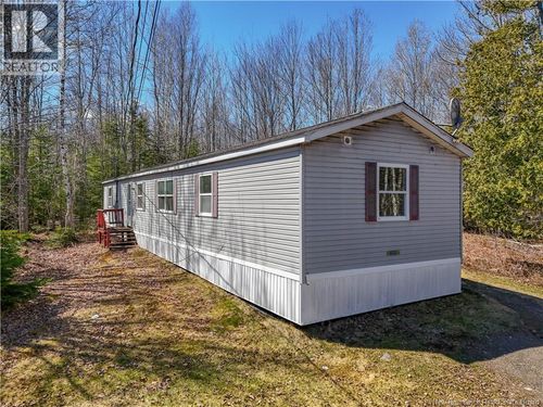 21 Cass Dr, Waasis, NB, E3B9H1 | Card Image