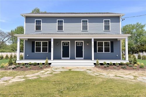 107 Coburn St, Warwick, RI, 02889-9428 | Card Image
