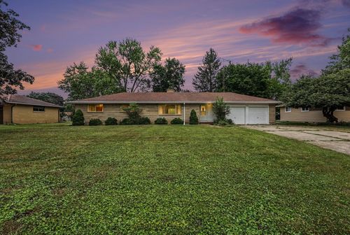 908 Halstead Boulevard, Jackson, MI, 49203 | Card Image