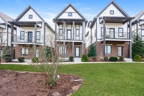 1244 Hillwood Private Cv, Nashville, TN, 37209-2640 | Card Image