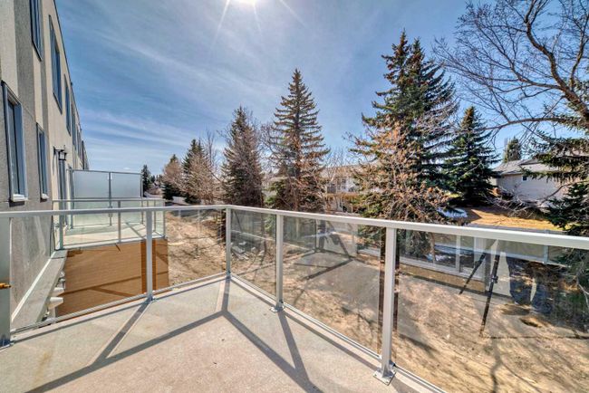 450 Shawnee Square Sw, Home with 3 bedrooms, 2 bathrooms and 3 parking in Calgary AB | Image 33