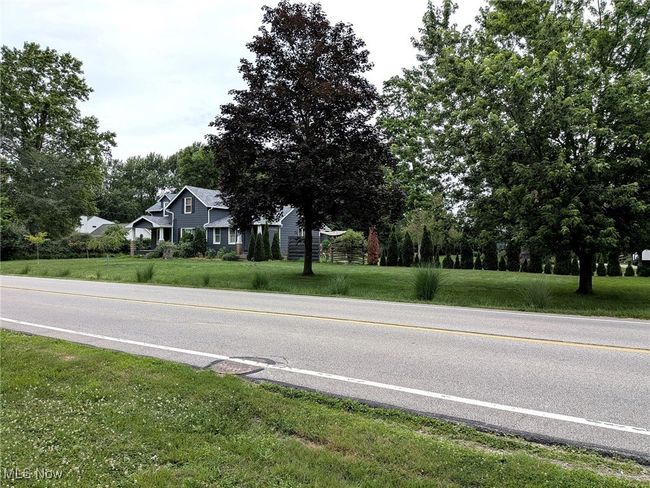 26690 Cook Rd, House other with 3 bedrooms, 2 bathrooms and null parking in Olmsted Twp OH | Image 4