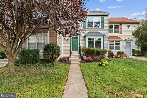9438 Riverbrink Ct, LAUREL, MD, 20723-1752 | Card Image