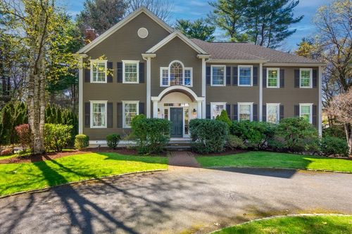 89 Green St, Needham, MA, 02492-4105 | Card Image