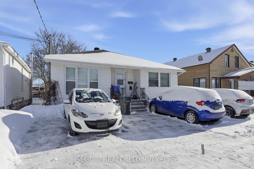 333-335 Cameron St, Hawkesbury, ON, K6A2B3 | Card Image